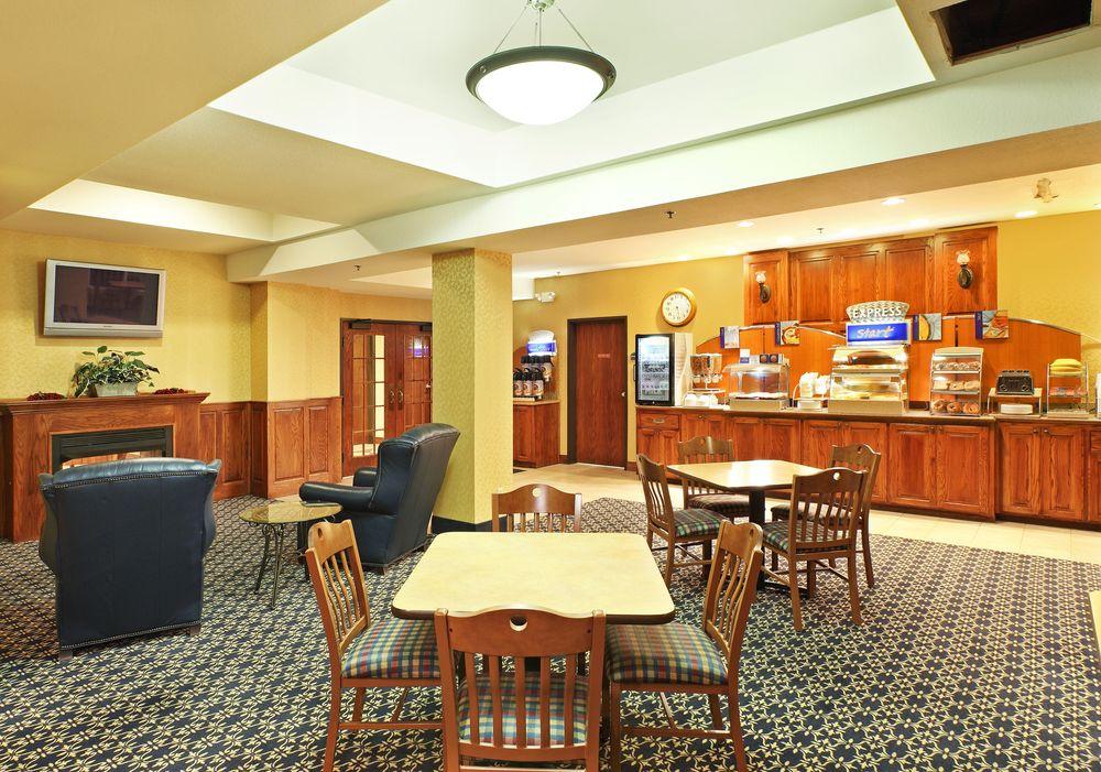 Holiday Inn Express Hotels & Suites Mountain Home By Ihg Екстериор снимка